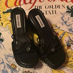 Steve Madden Black Floral Platform Sandals Size 9